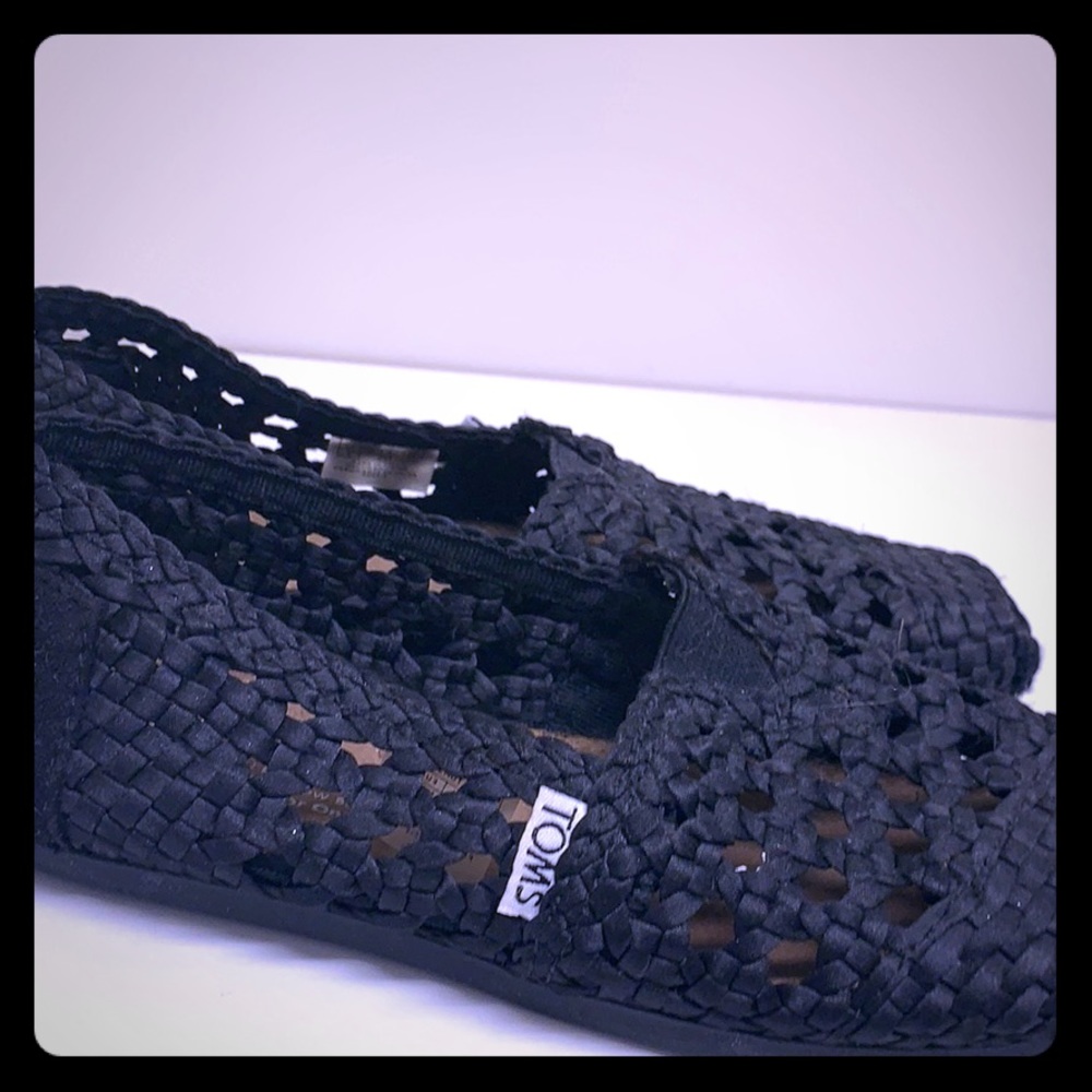 Toms